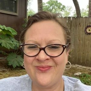 Meet your Posher, Beth